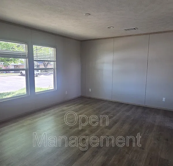 3300 Voight Blvd #225 — Photo 5