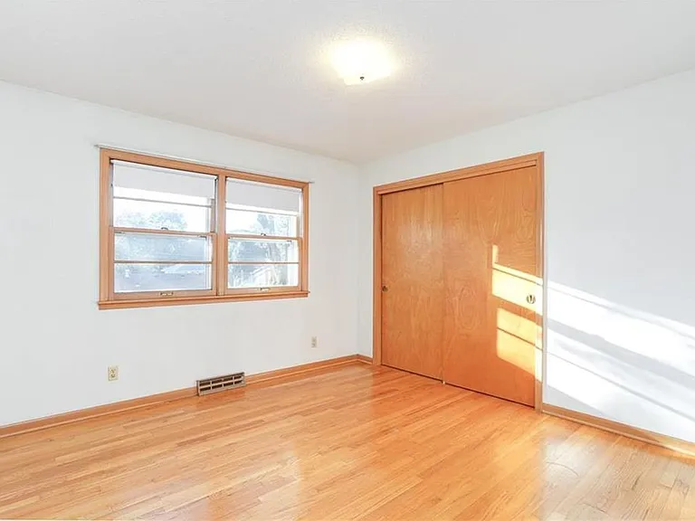 8706 NE Boone St — Photo 10