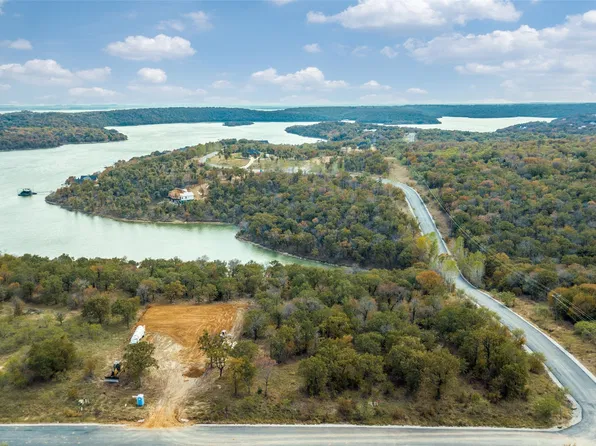 108 Three Forks Xing, Chico, TX 76431