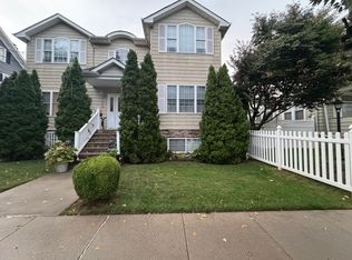 59 Locust Ave, Staten Island, NY 10306