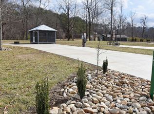 521 Golden Nugget Rd, Blairsville, GA 30512
