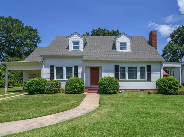 2410 22nd St, Northport, AL 35476