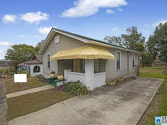 4th image of 209 61st St