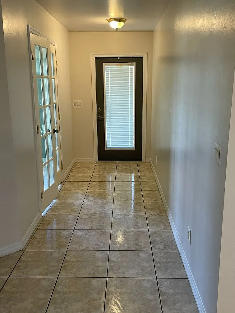 2 bed, 1350 sqft, $1,600 — Photo 1