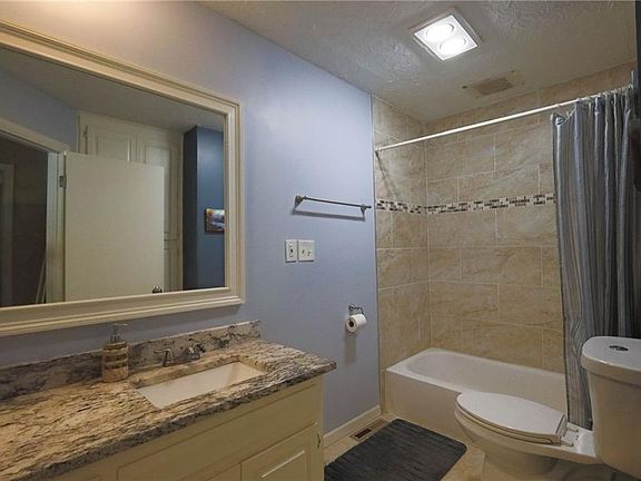 4th image of 3011 N 48th St