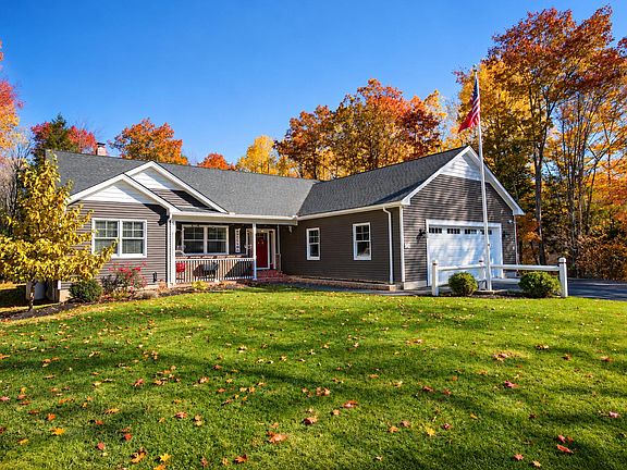 5th image of 23 Fall Ridge Road