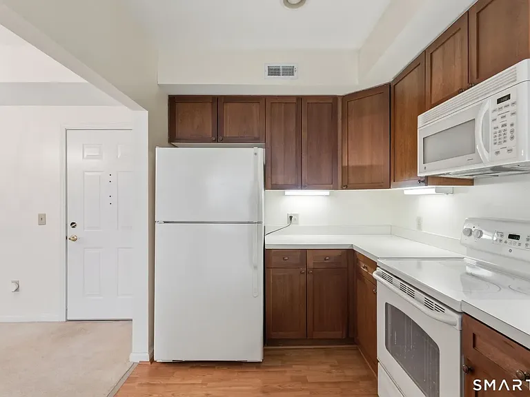 2590 Gold Star Hwy #208 — Photo 3
