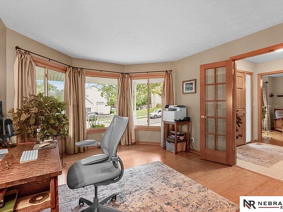 4th image of 501 N Polk Cir
