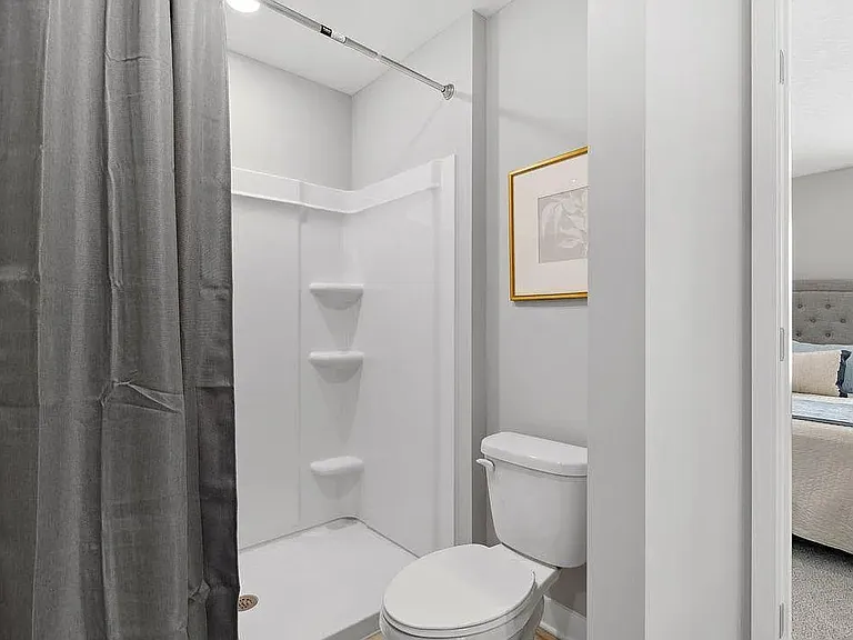 1270 Ashbury Dr — Photo 7