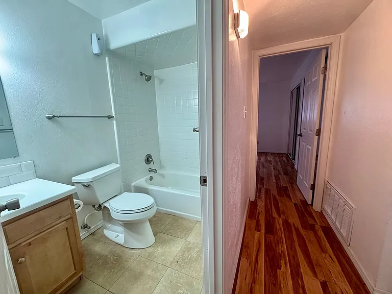 7133 Loma Del Norte Rd NE — Photo 4