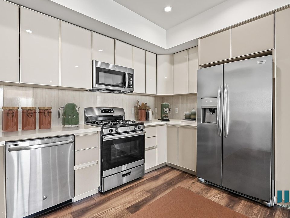 1st image of 850 Wilcox Ave #103-H