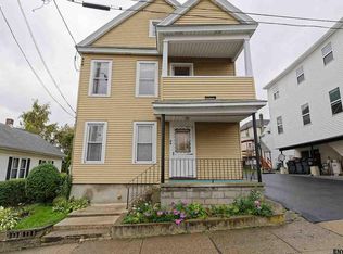 9 E Saratoga Ave, Mechanicville, NY 12118