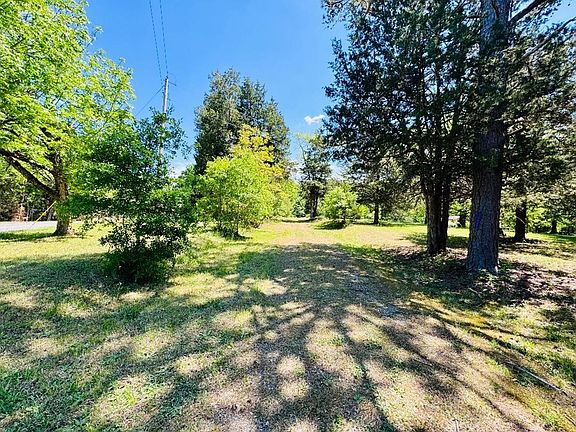 5th image of 3062 Horseshoe Rd