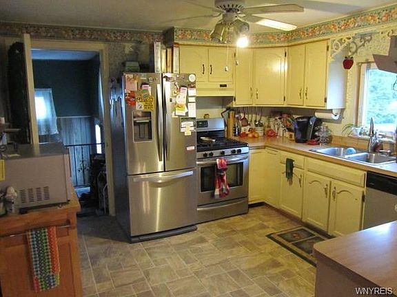 2nd image of 4978 Lynwood Ave