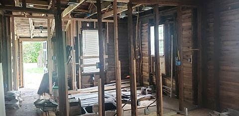 3rd image of 1807 Young Ave
