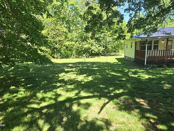 4th image of 6628 Greensburg Rd
