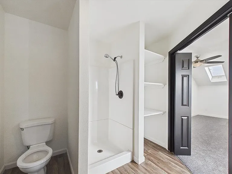 2434 C St — Photo 7