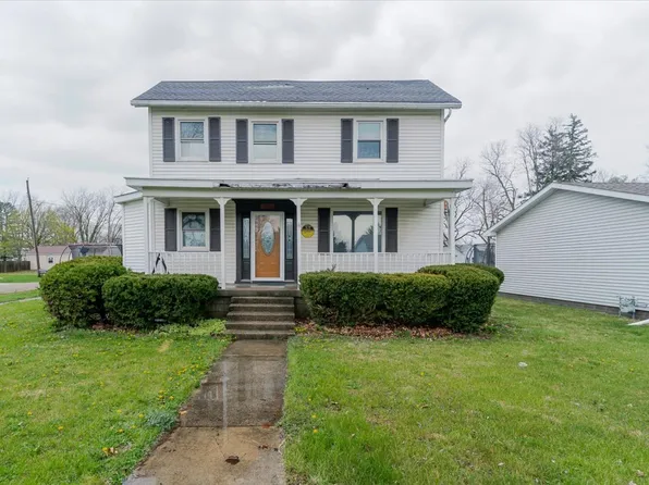 501 NE 3rd St, Atlanta, IL 61723