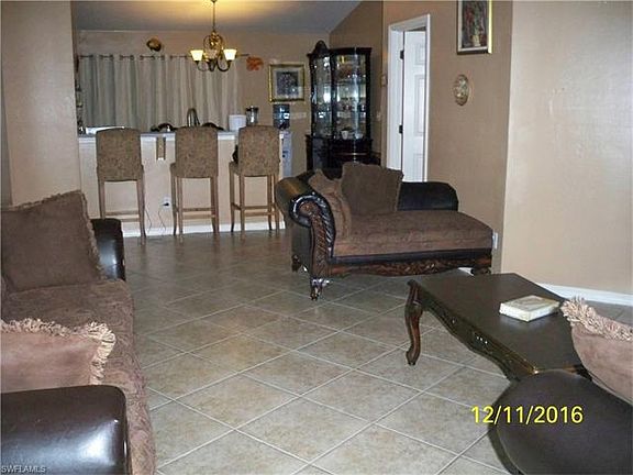 3rd image of 919 Alfreda Ave