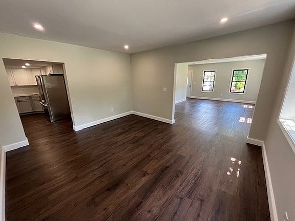 2nd image of 49 East Ave