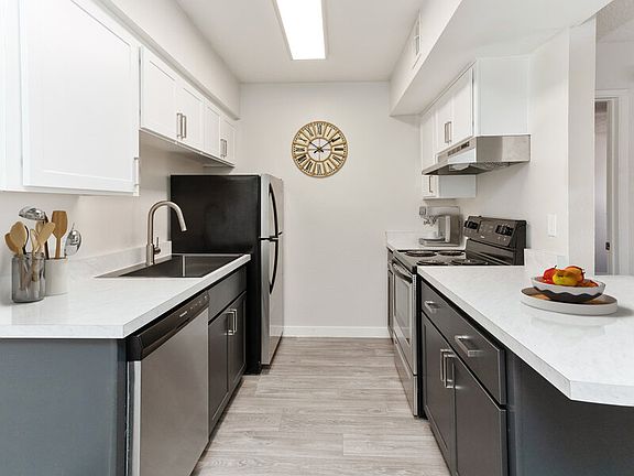 4th image of 5150 W Eugie Ave #B64084817