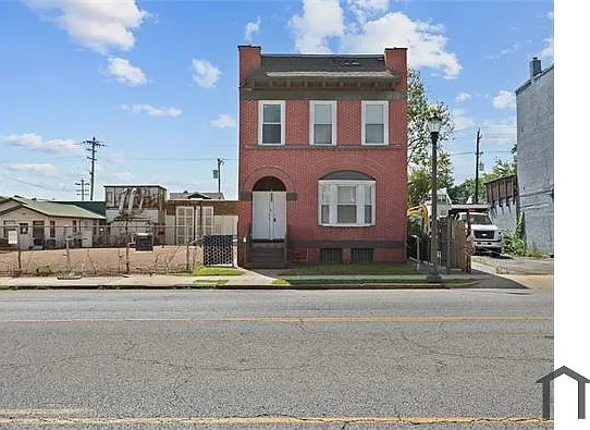 2 bed, 1104 sqft, $1,050 — Photo 2