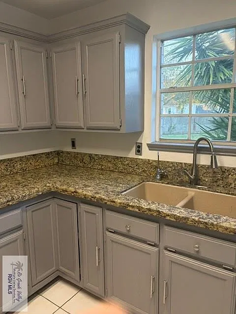 3 bed, 2.0 bath, 1395 sqft, $1,950 — Photo 4