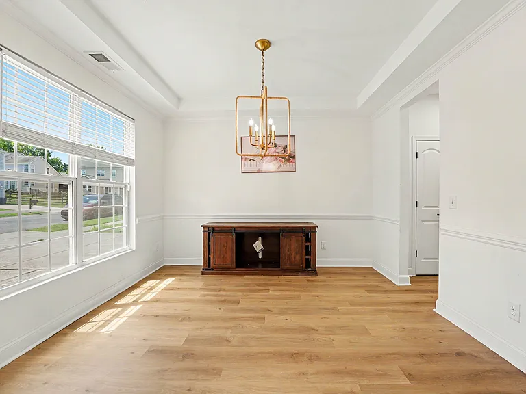 8312 Compton Acres Ln — Photo 24