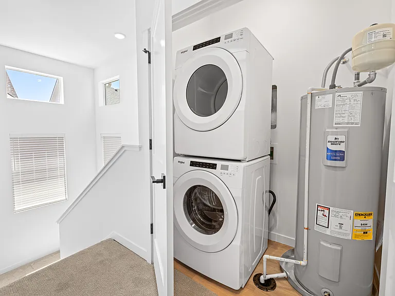 4221 Saylor Ln #52 — Photo 9