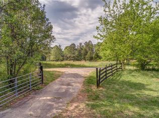 102 Mullinax Rd, Taylorsville, GA 30178