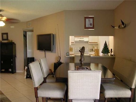 4th image of 9347 W Sunrise Blvd