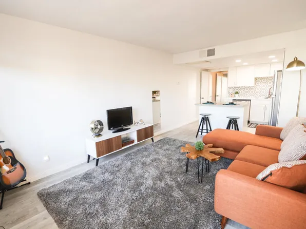 64281 Spyglass Ave Unit 31, Desert Hot Springs, CA 92240