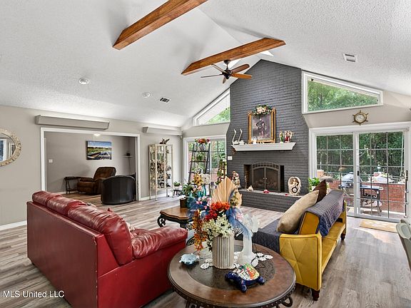5th image of 13293 Riverland Dr