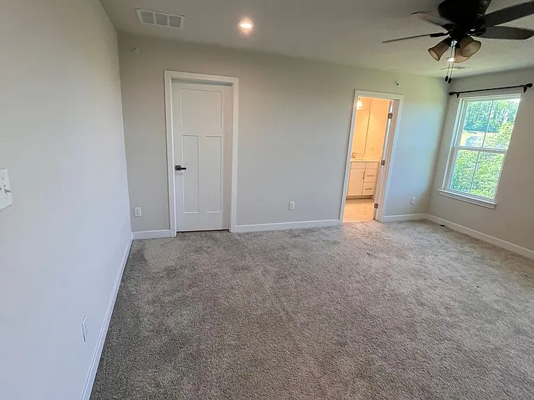 437 Greenwood Dr — Photo 30