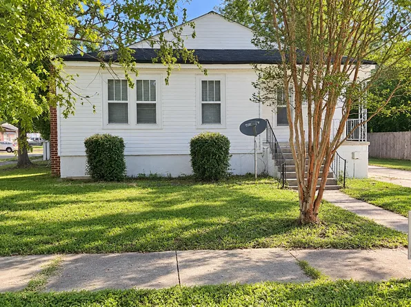 108 W Jackson St, Tuscumbia, AL 35674