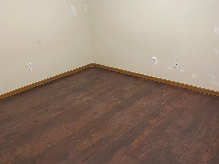 965 Northwestern Ave #6 — Photo 2