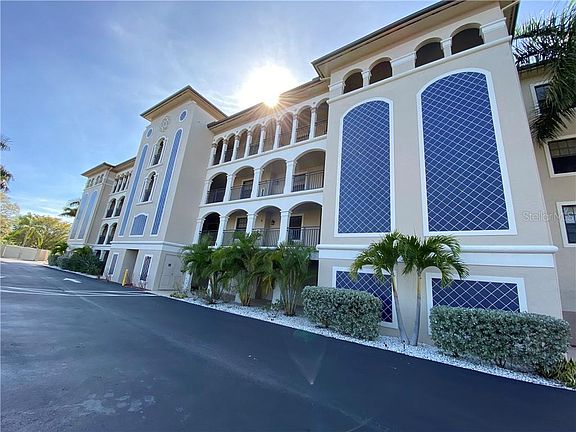3rd image of 1349 Aqui Esta Dr Unit 122