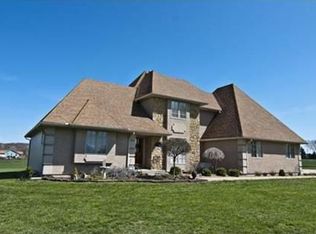 20970 Parallel Rd, Tonganoxie, KS 66086