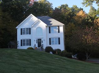 29 Sonoma Dr, Bedford, NH 03110