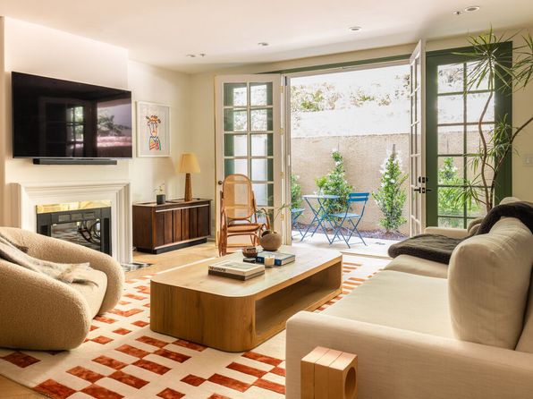 Property image for 575 S Barrington Ave APT 106, Los Angeles, CA 90049