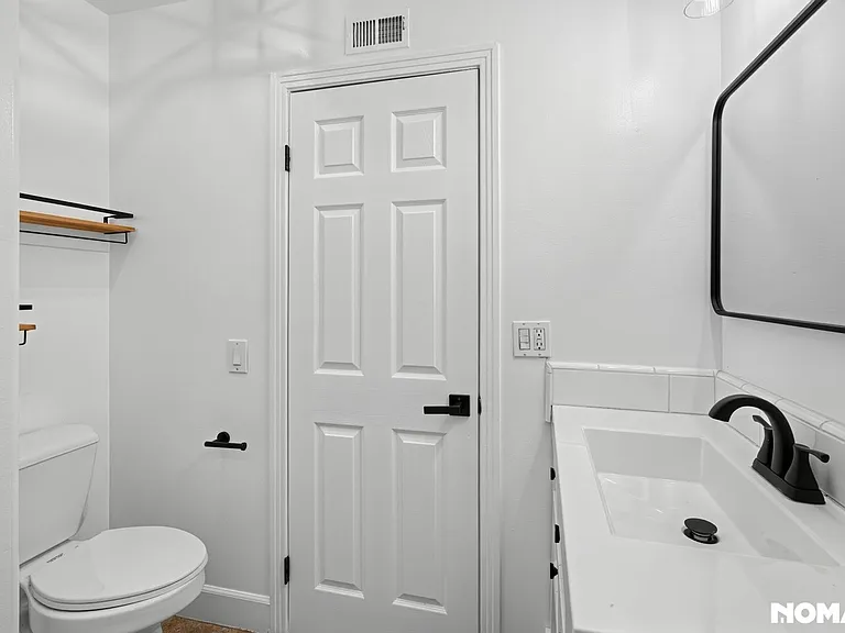 22811 Malaga Way — Photo 13