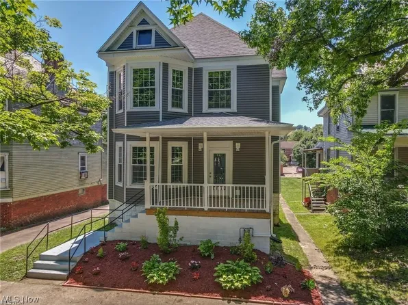 423 3rd St, Marietta, OH 45750