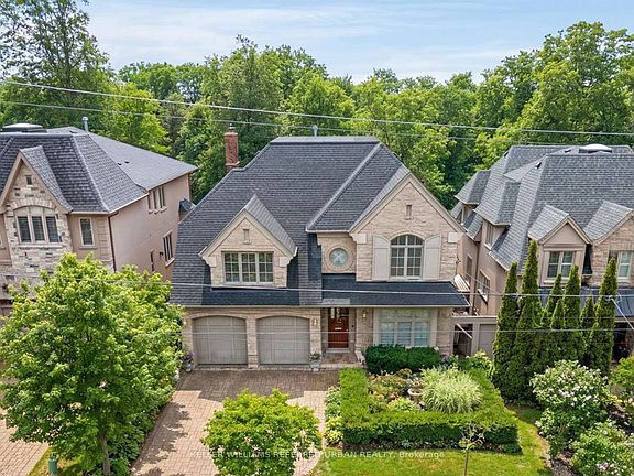 2nd image of 41 Wentworth Ave