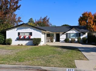 302 Pine St, Shafter, CA 93263