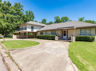 903 N 6th Ave, Durant, OK 74701