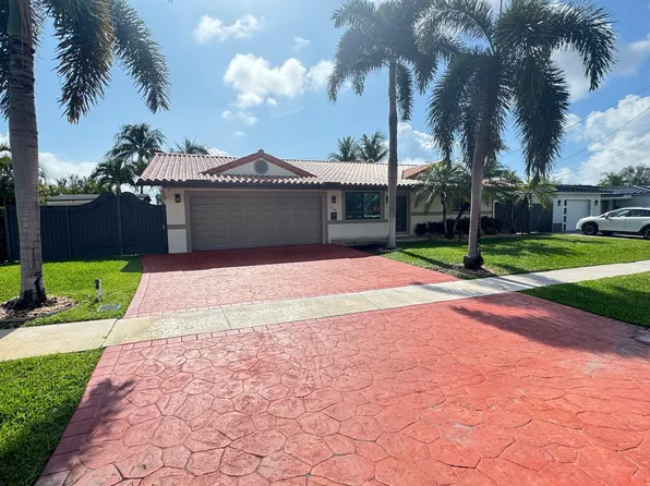736 NW 12th Avenue, Dania Beach, FL 33004