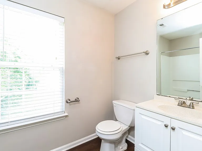 7823 Montbrook Dr — Photo 15