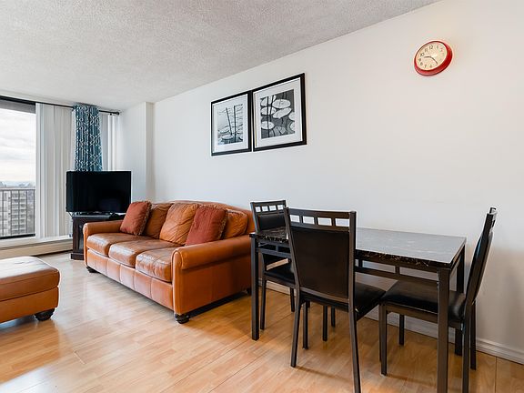 3rd image of 7275 Salisbury Ave #1402