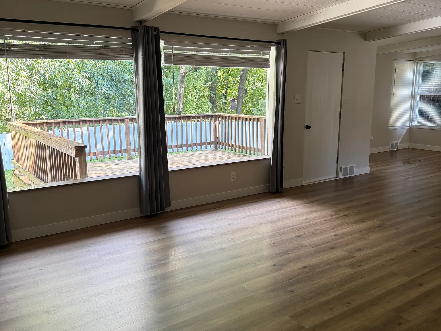 4 bed, 2000 sqft, $2,400 — Photo 4