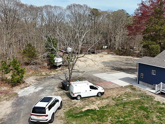 3rd image of 172 Old Port Republic Rd